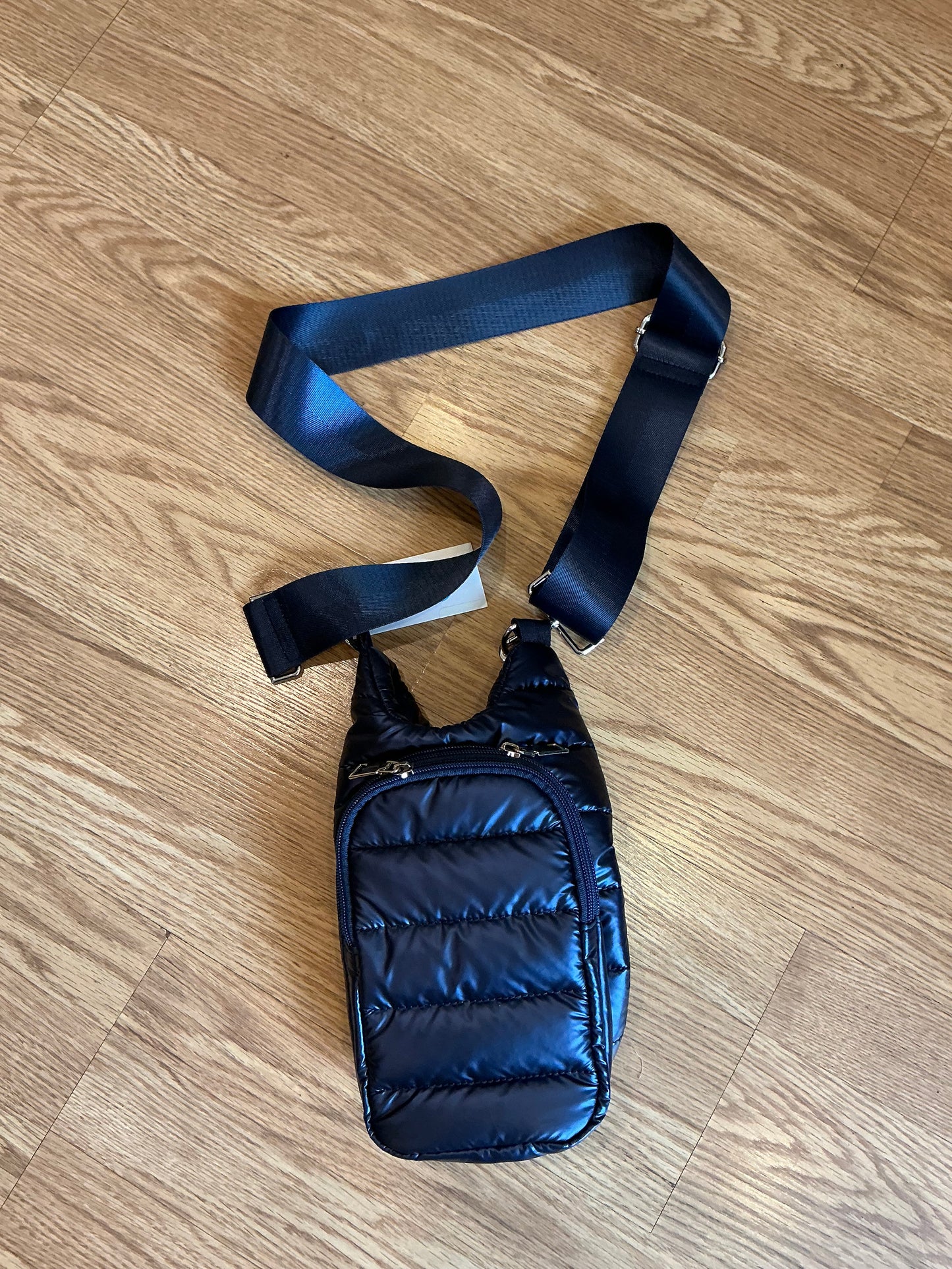 WanderFull hydro bag w/strap