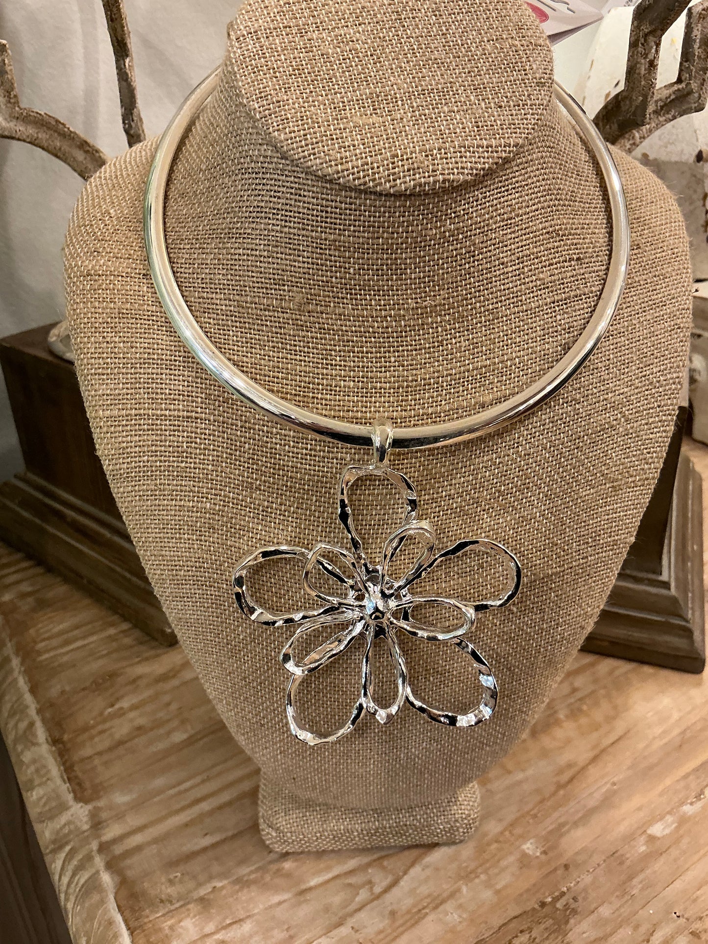 SILVER METAL FLOWER