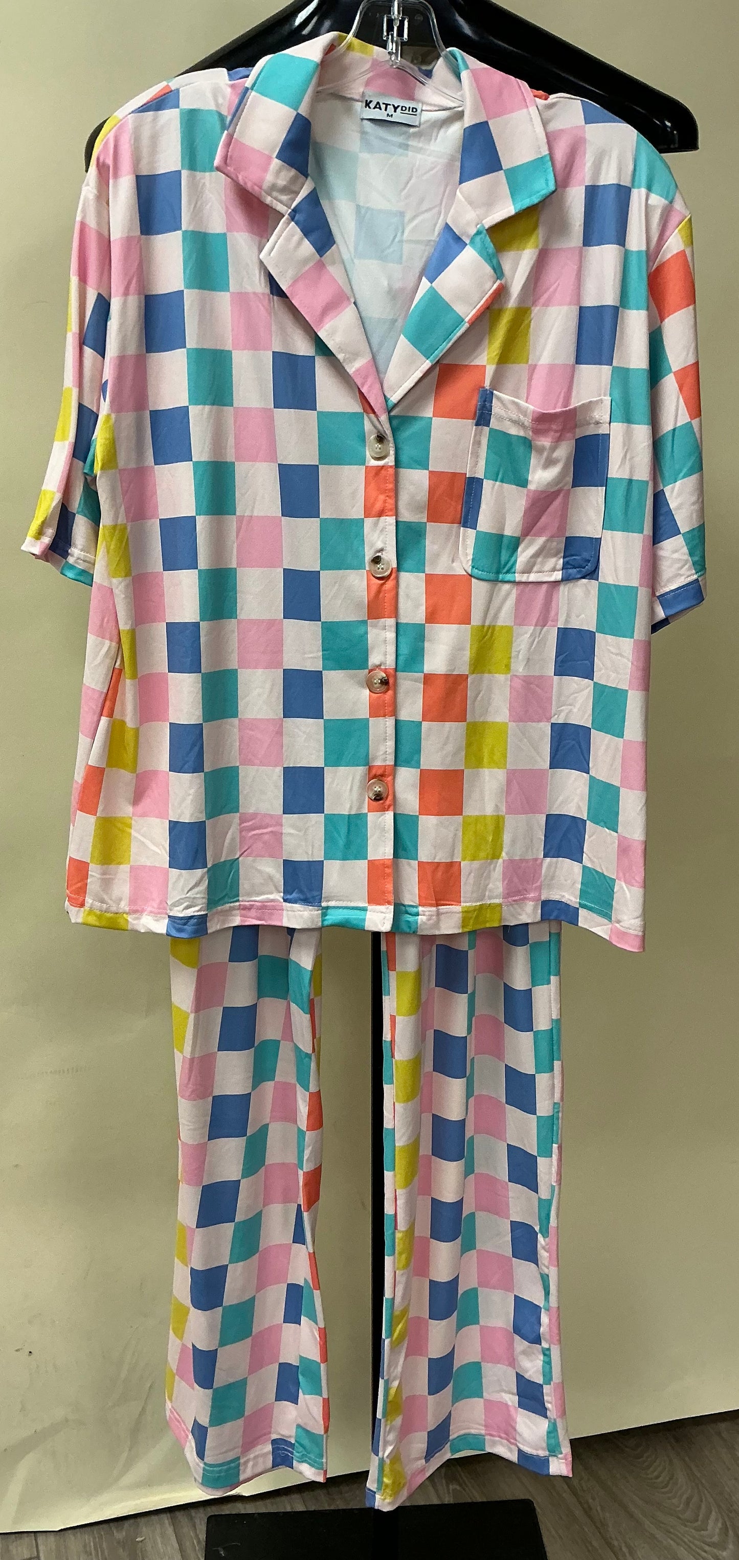 CHECKERED LONGEWEAR SET