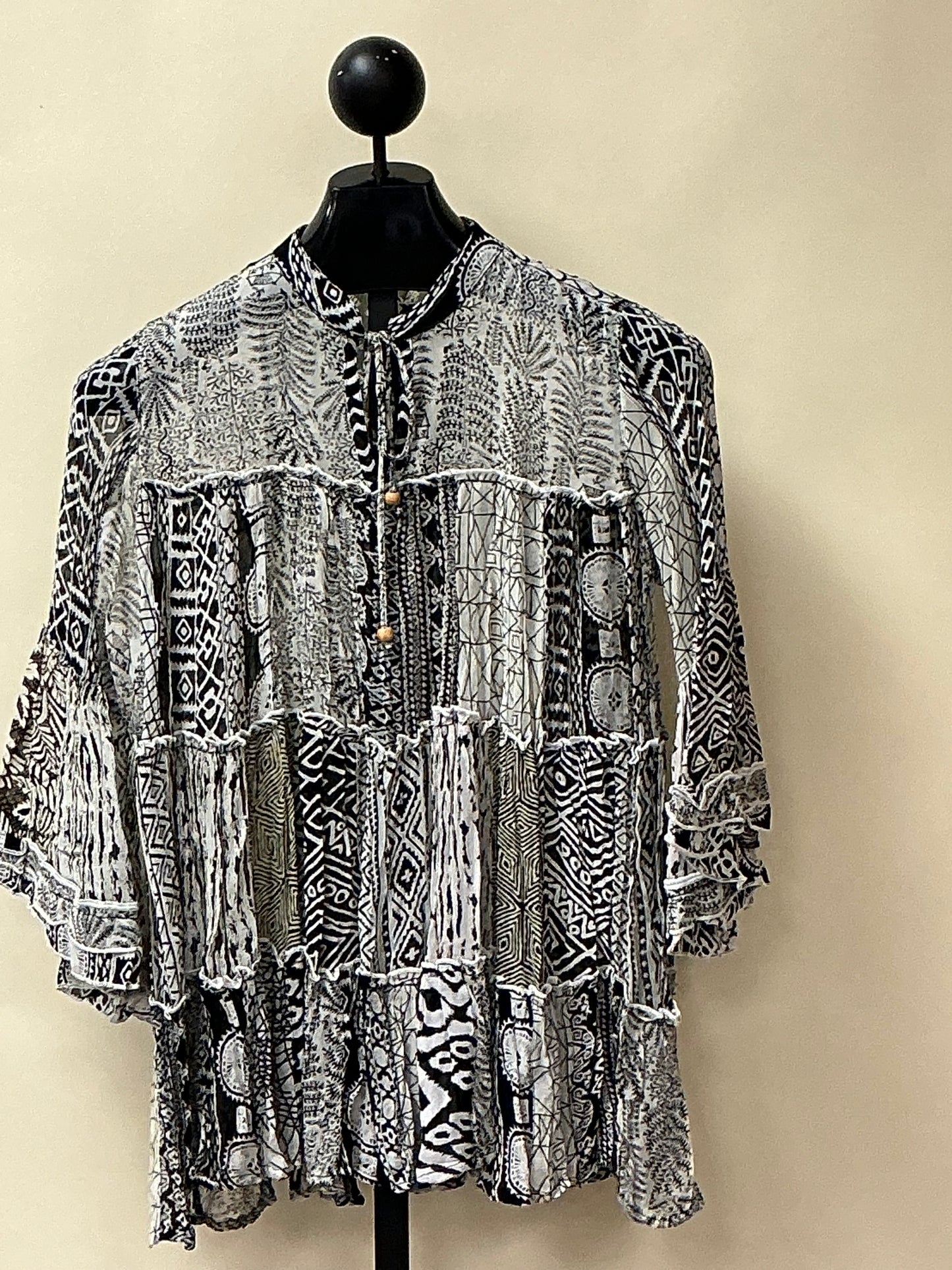 MONARCH TOP