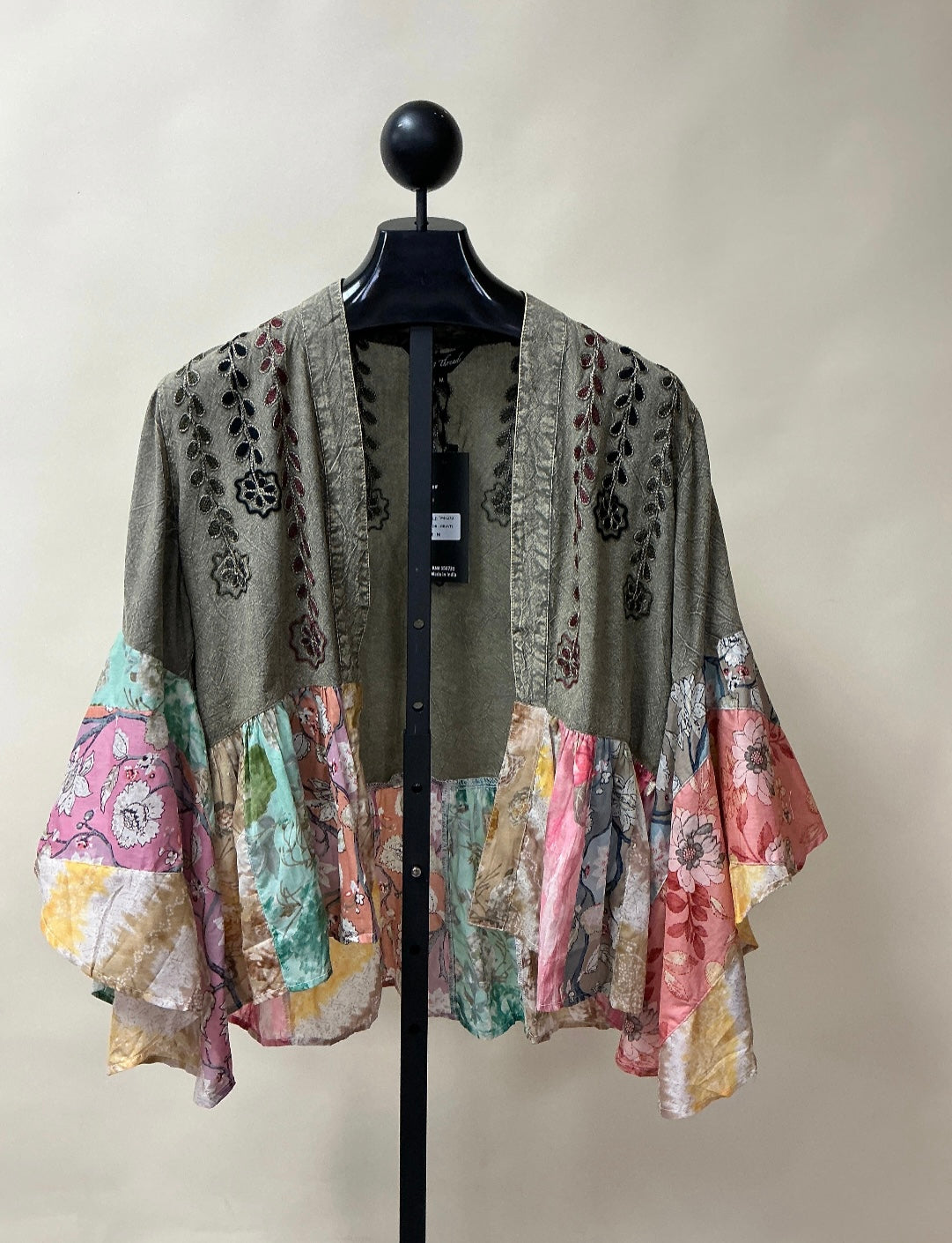 BOHEMIAN RHAPSODY EMB LONG KIMONO