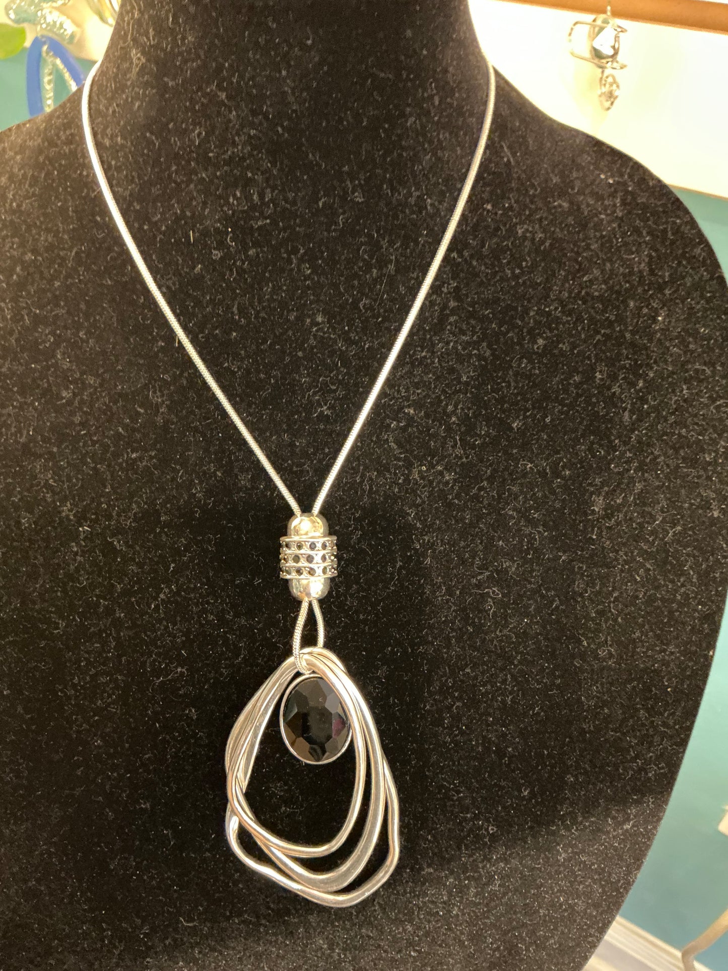 L & B NECKLACE