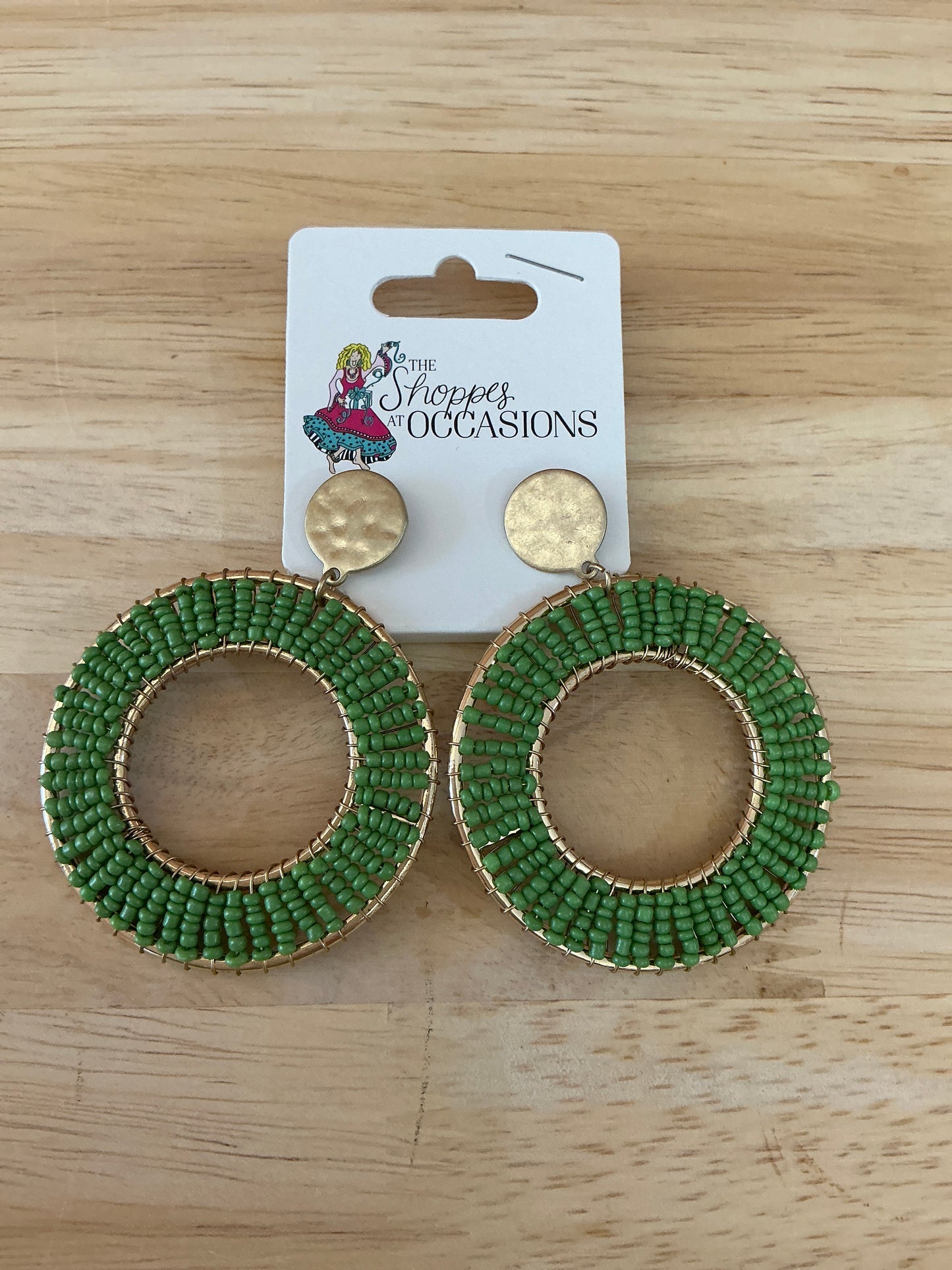 BEADED/GOLD EARRING