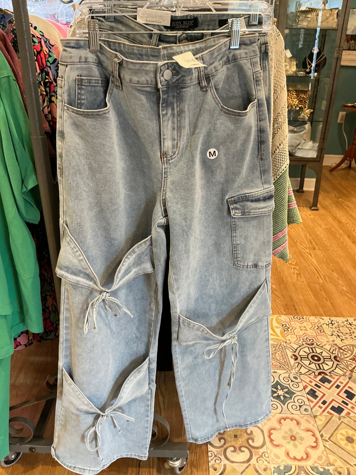 BOWKNOT DECOR BOYFRIEND JEAN