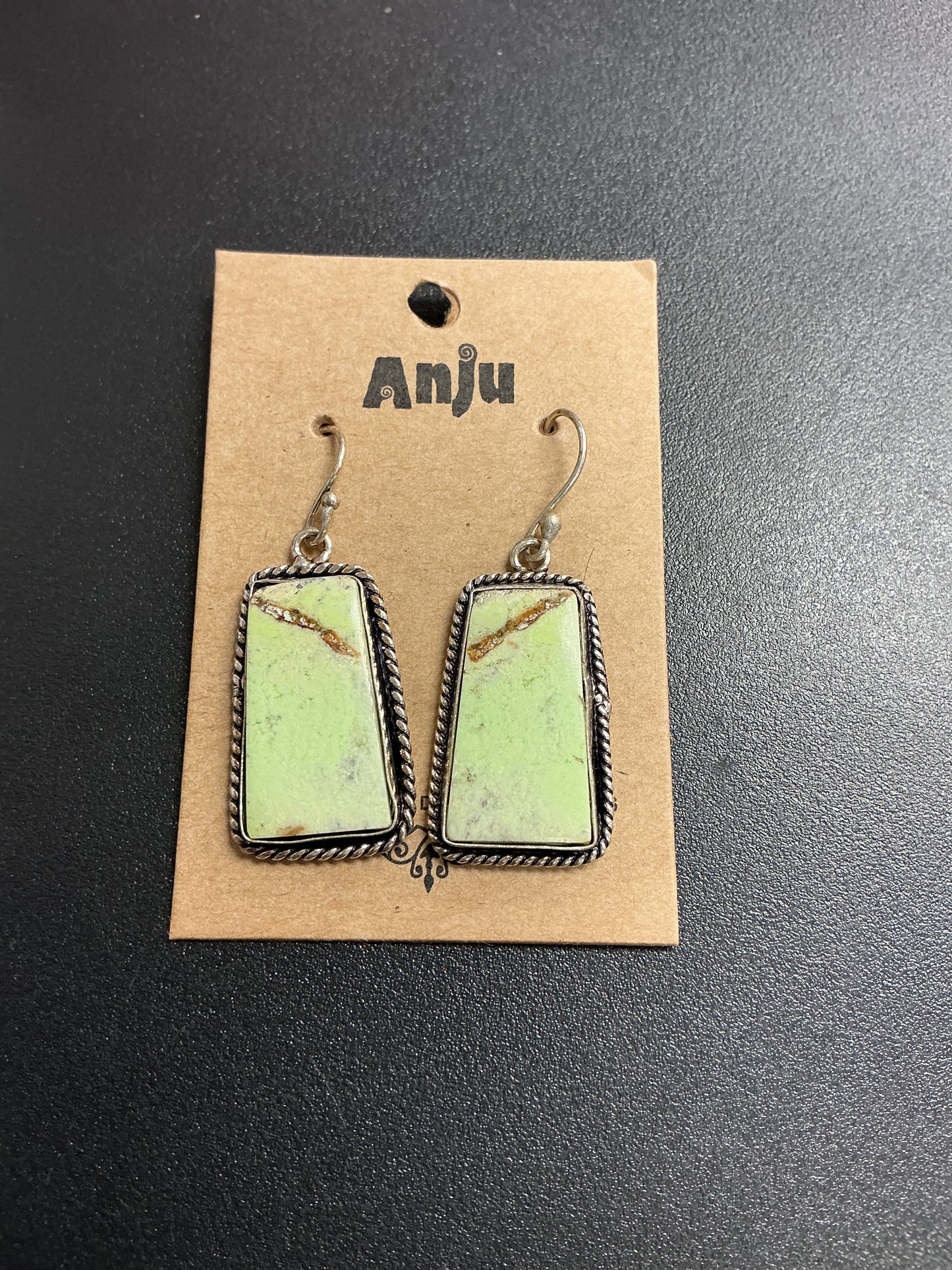 LEMON CJYSOPRASE SEMIPRECIOUS