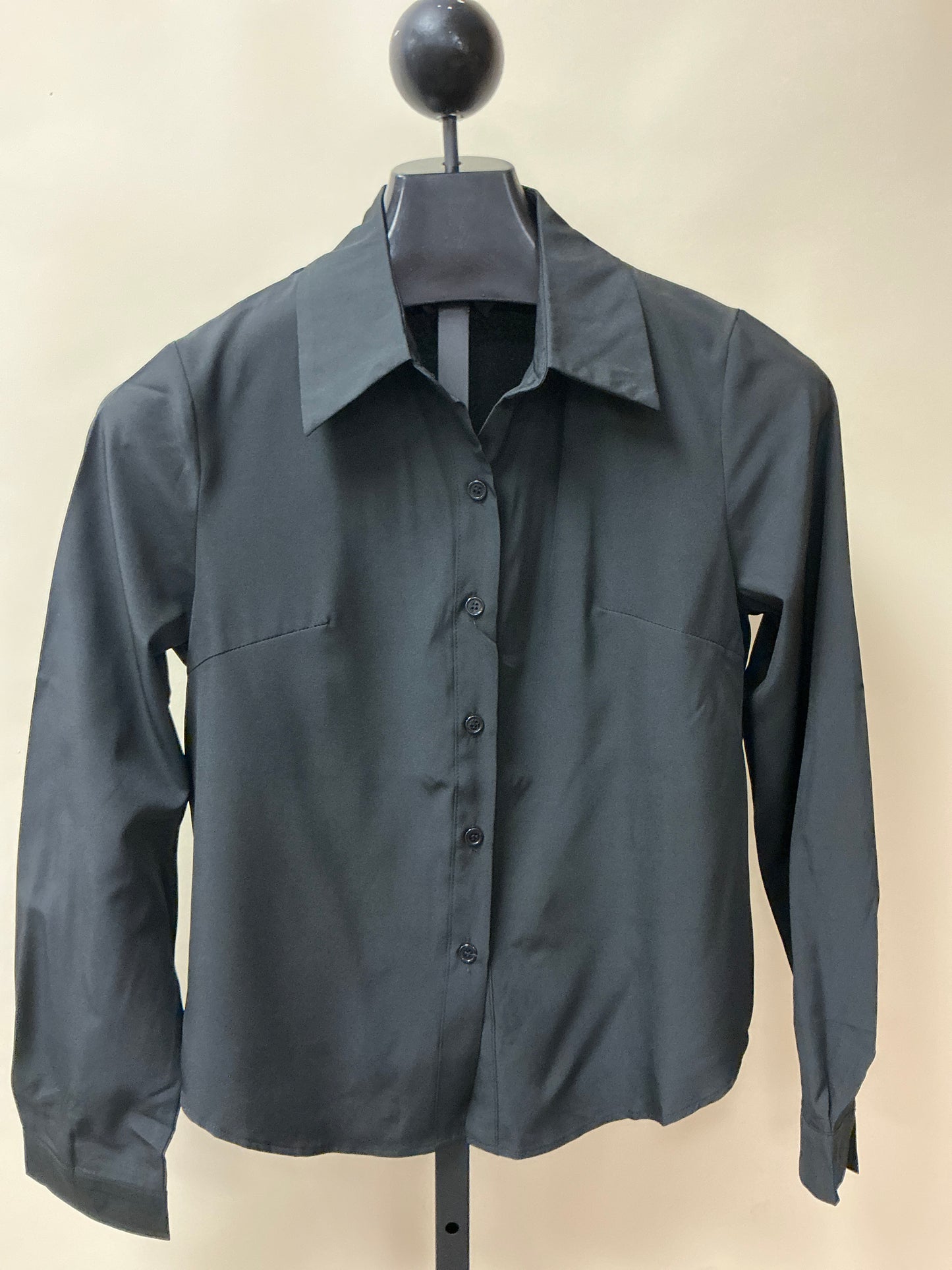 BLACK BLOUSE BUTTON FRONT