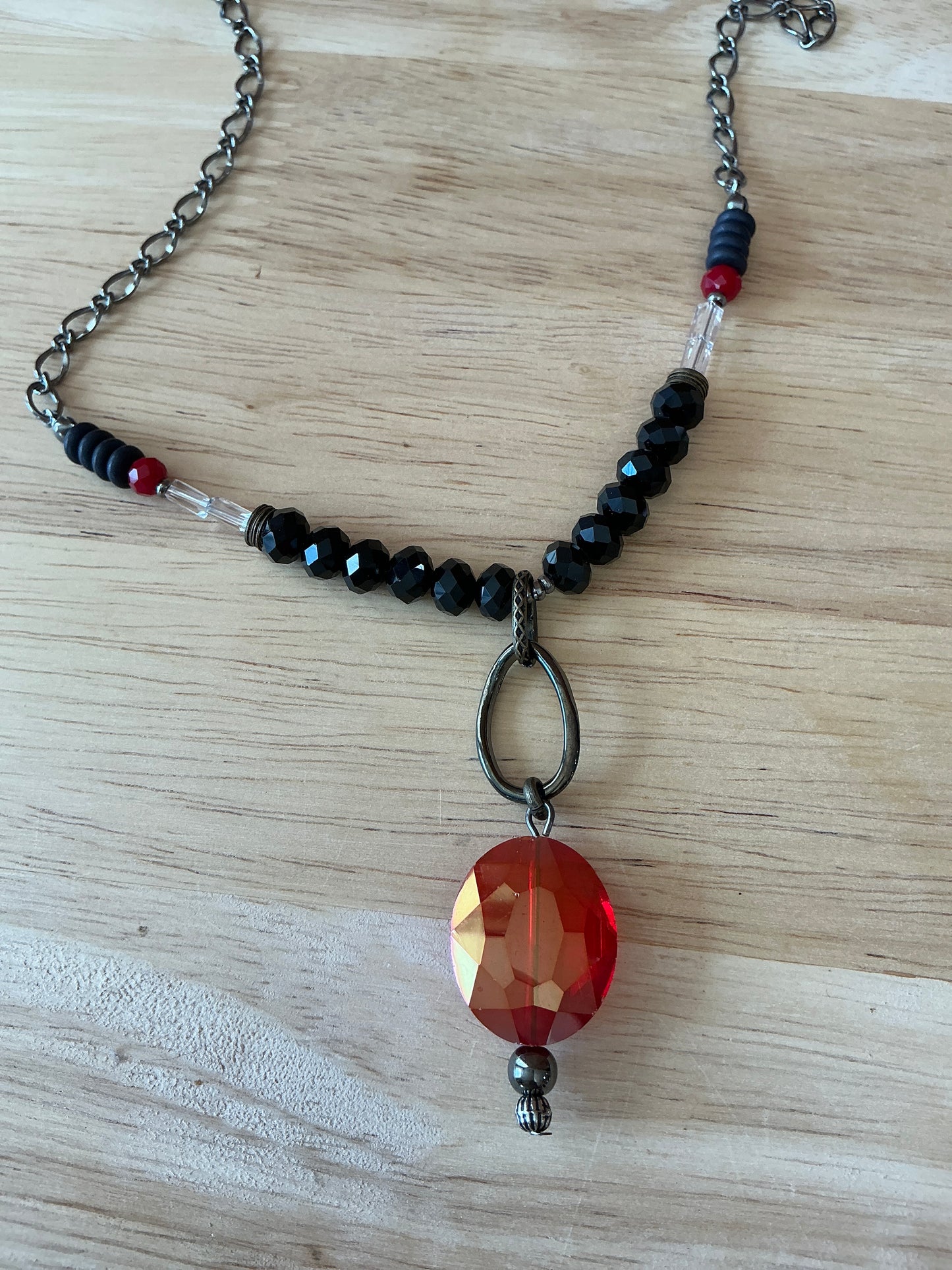 SLV W/IRIDESCENT PINK/ORANGE BEAD