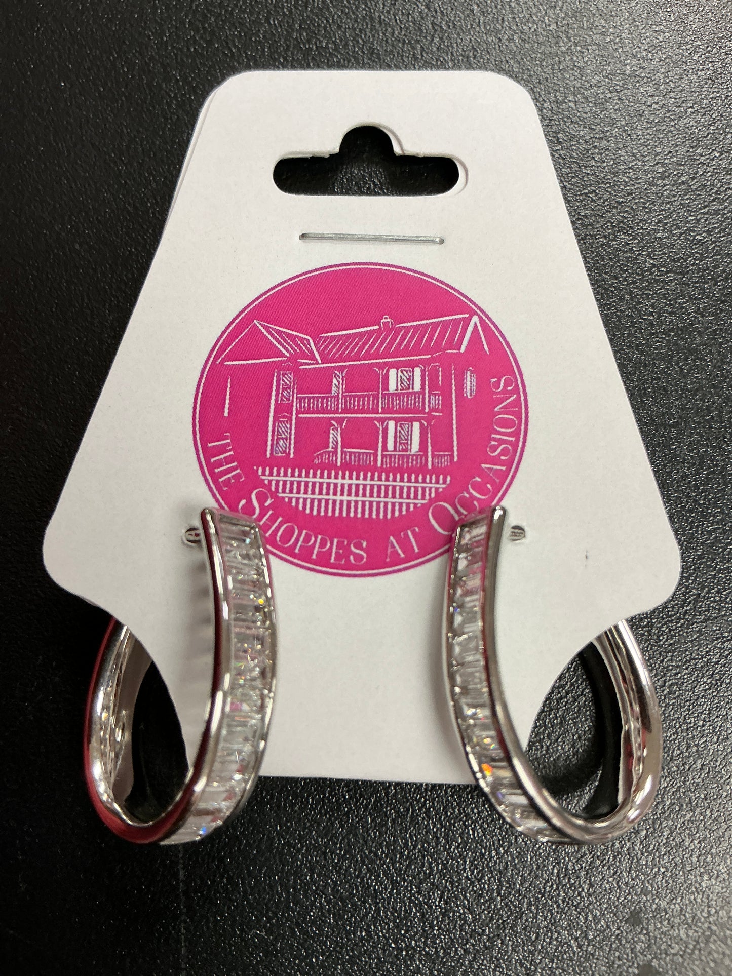 FAUX DIAMOND STUDDED EARRING