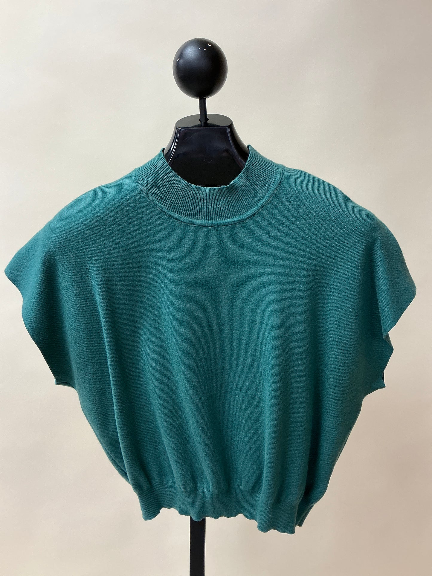MOCK NECK SHORT SLV TOP (SG8414