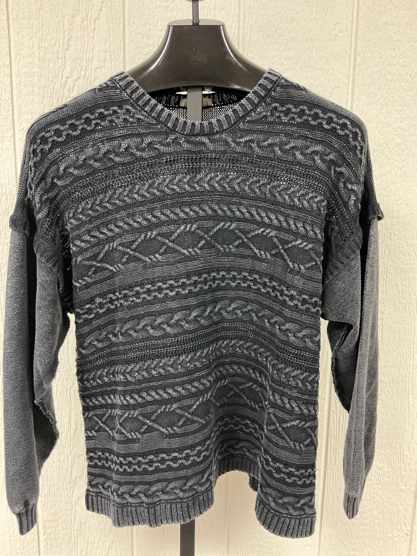 BLK CABLE MINERAL KNIT TOP