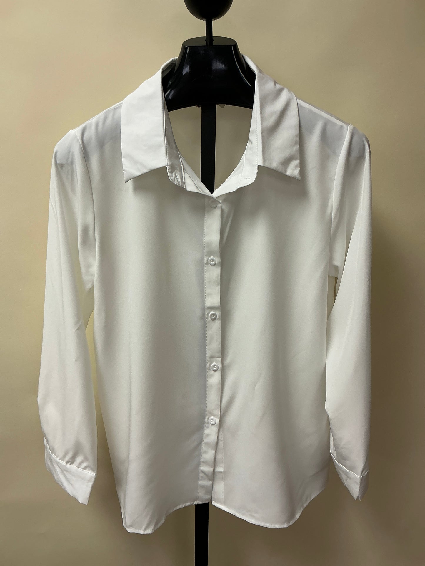 BLACK BLOUSE BUTTON FRONT