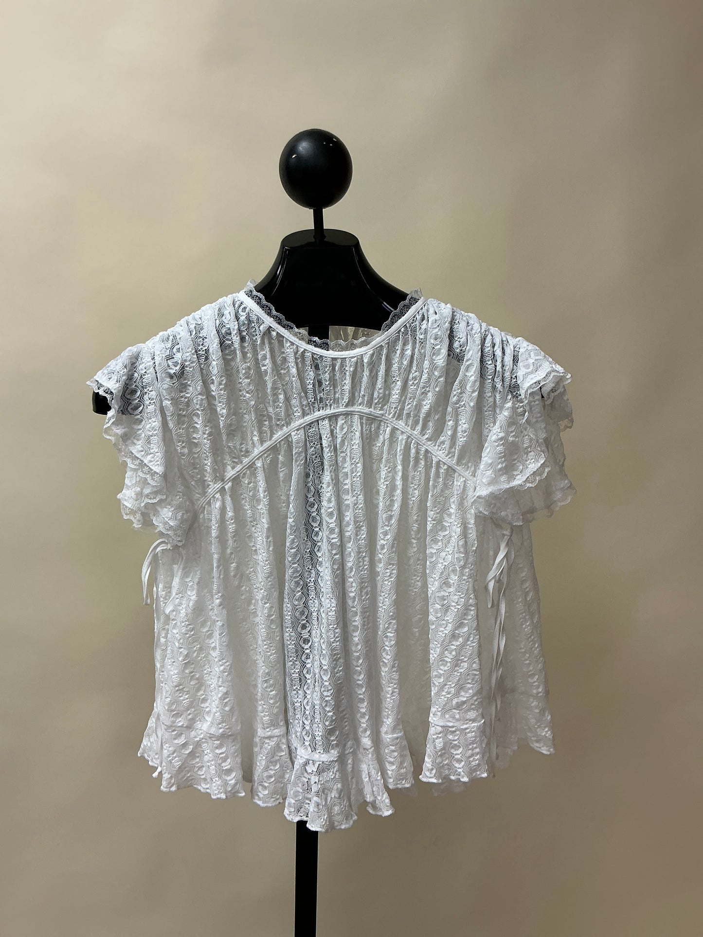 LACE and GRACE RUFFLE BLOUSE-PP