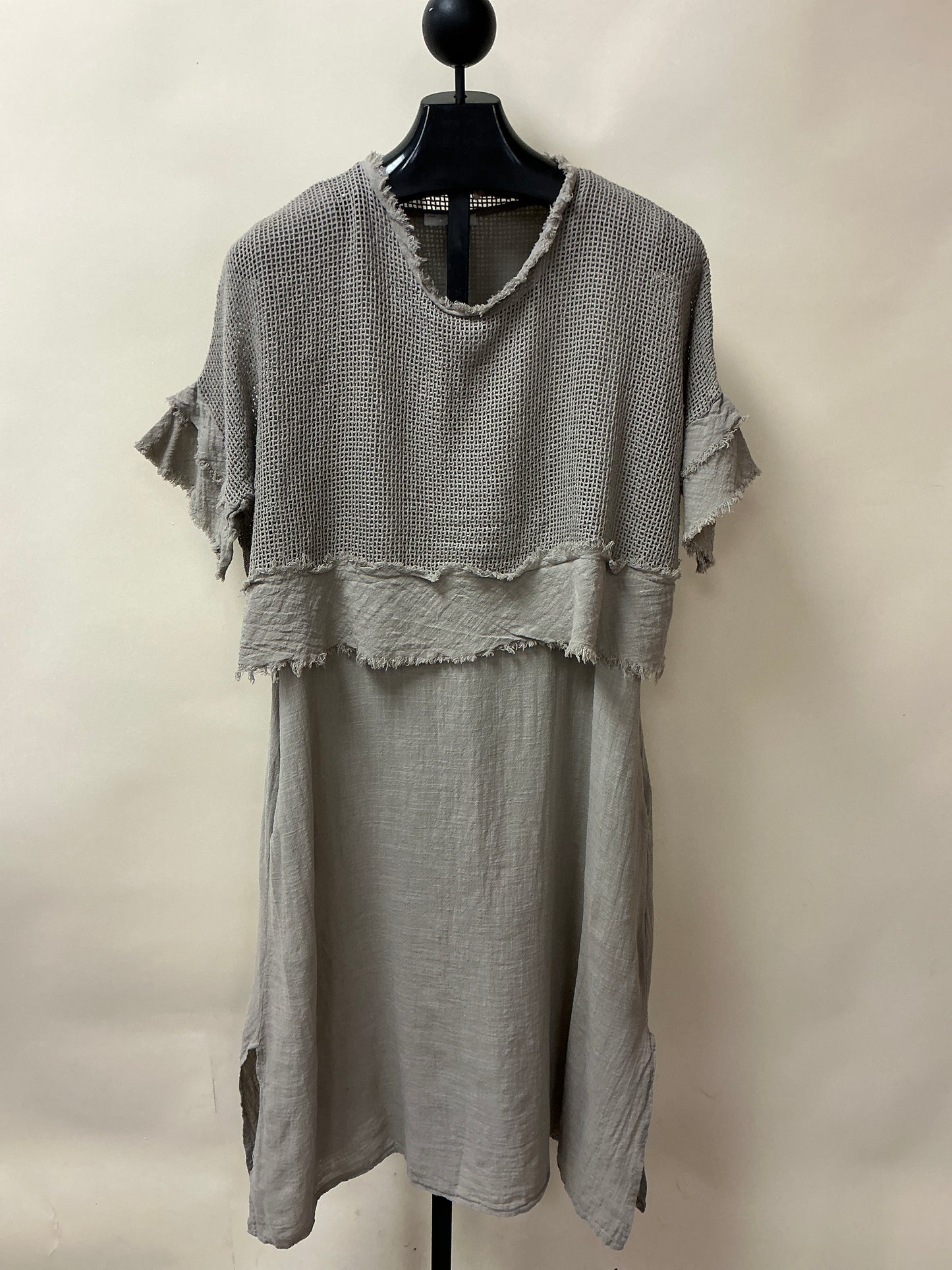 FISHNET CROP DRESS/TAUPE