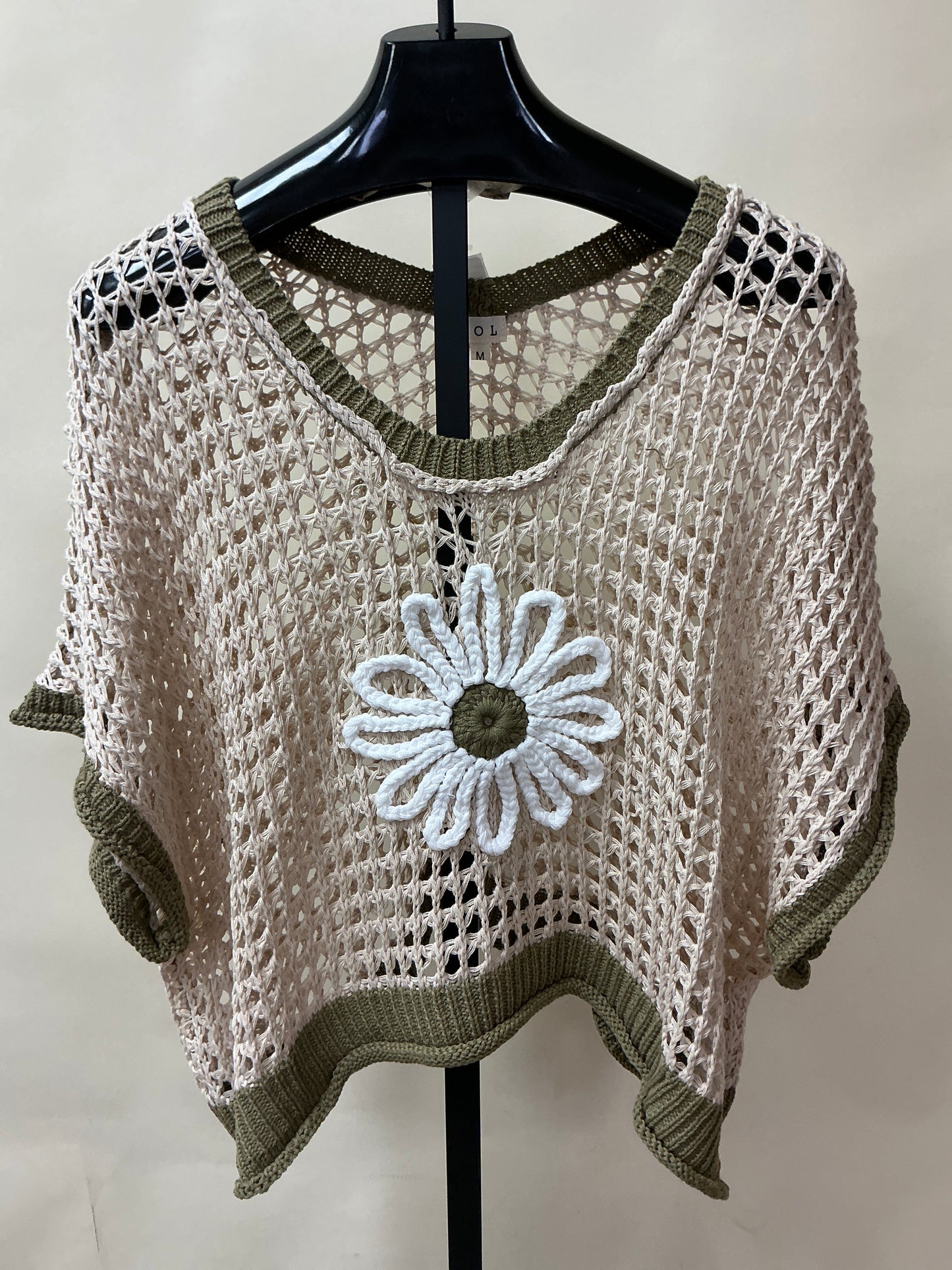 SWEATER/FLOWER CROCHET