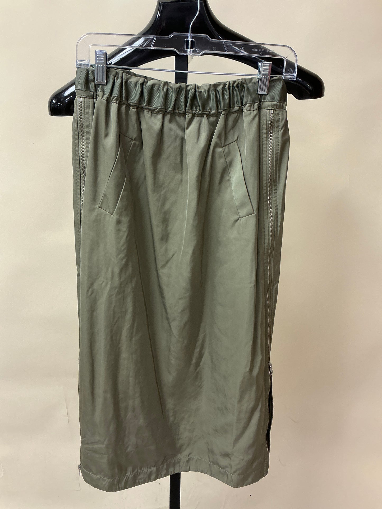 JELANI SKIRT W/PLEATED ZIPPER