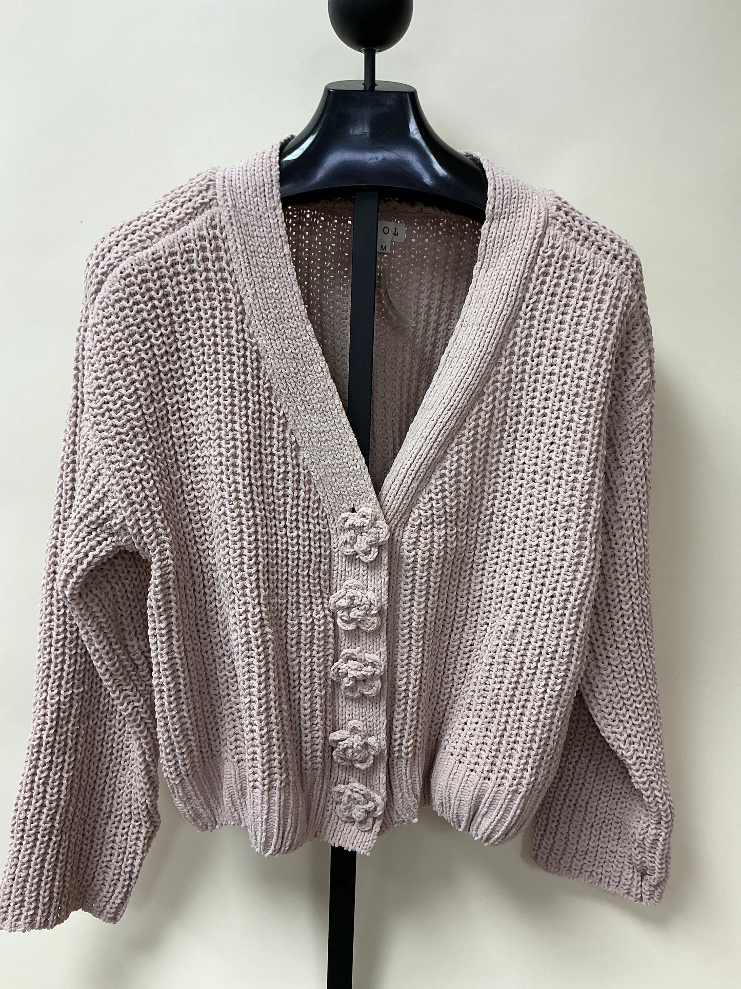 CAMEL V-NCK BUTTON SWEATER