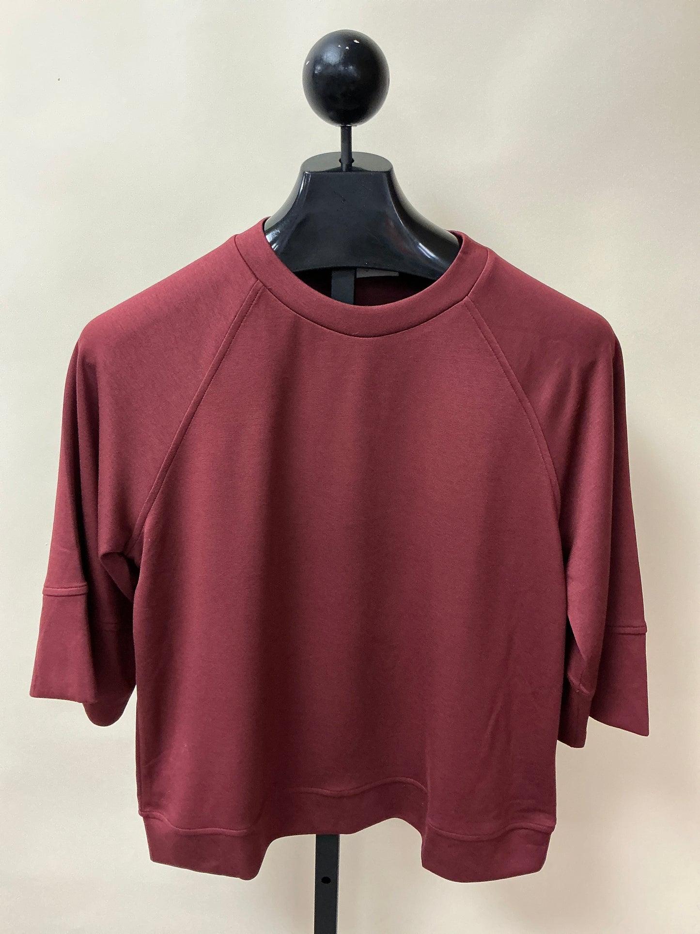 MAHOGANY PULL/OVER