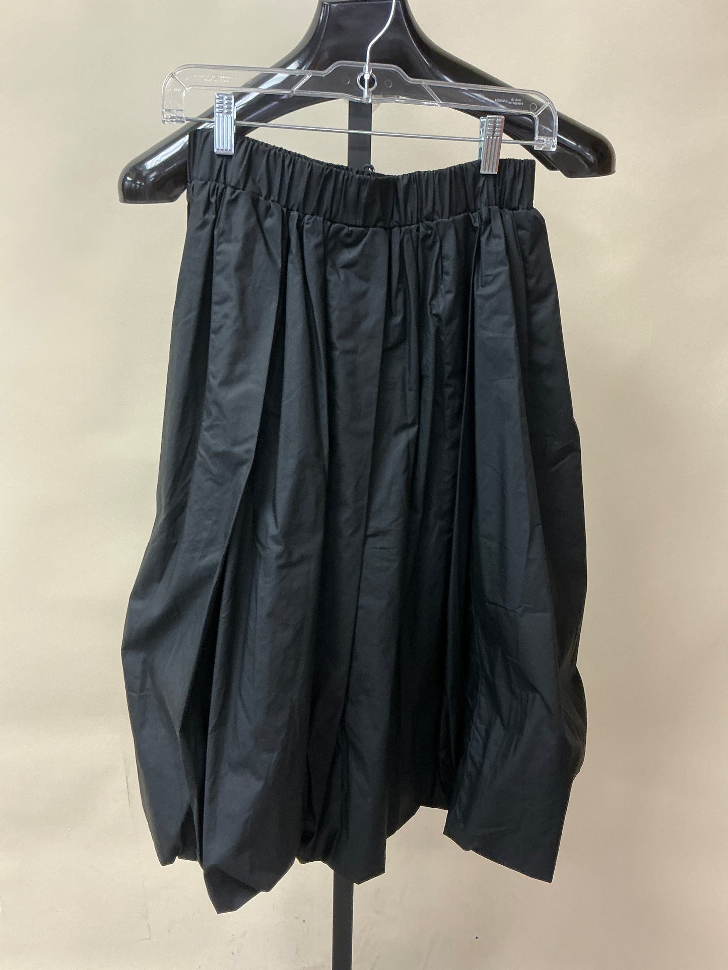 BUBBLE HEM KNEE SKIRT(5806S