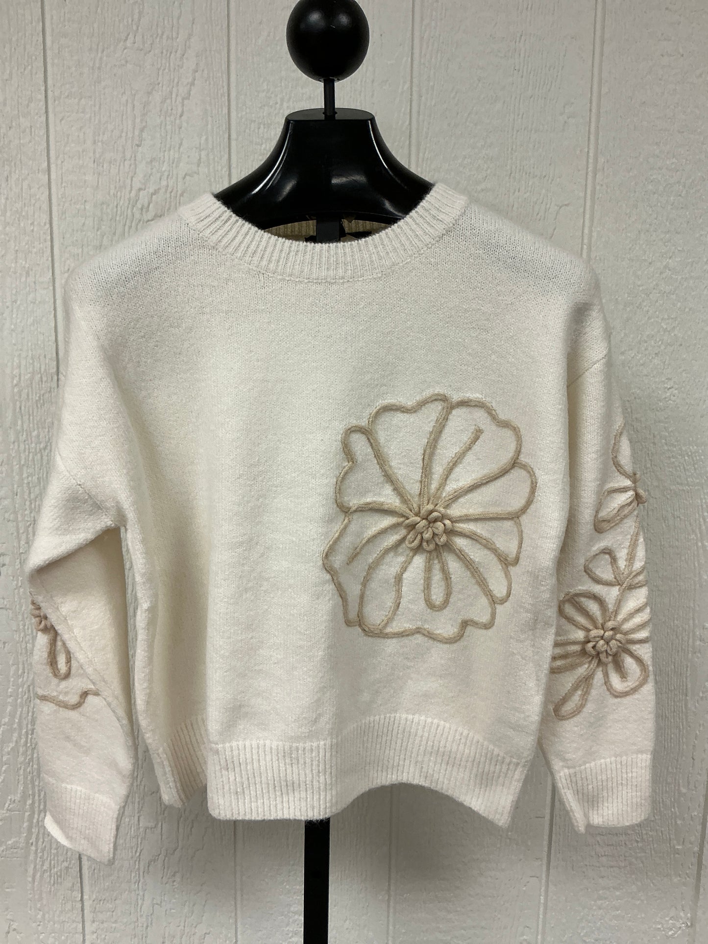 FLORAL EMB KNIT TOP (TK-40142-H