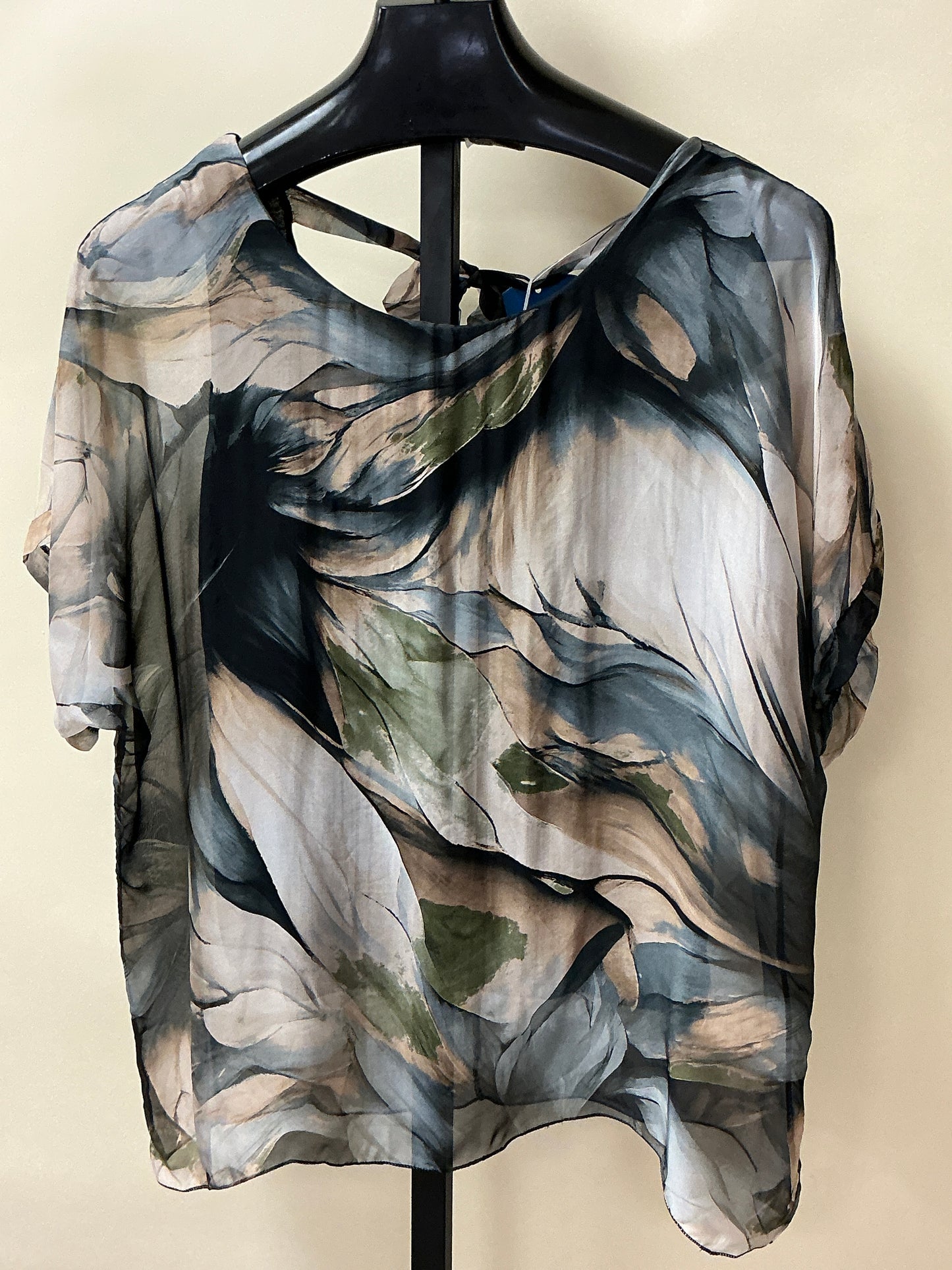 SMOKY MAGNOLIA SILK TOP