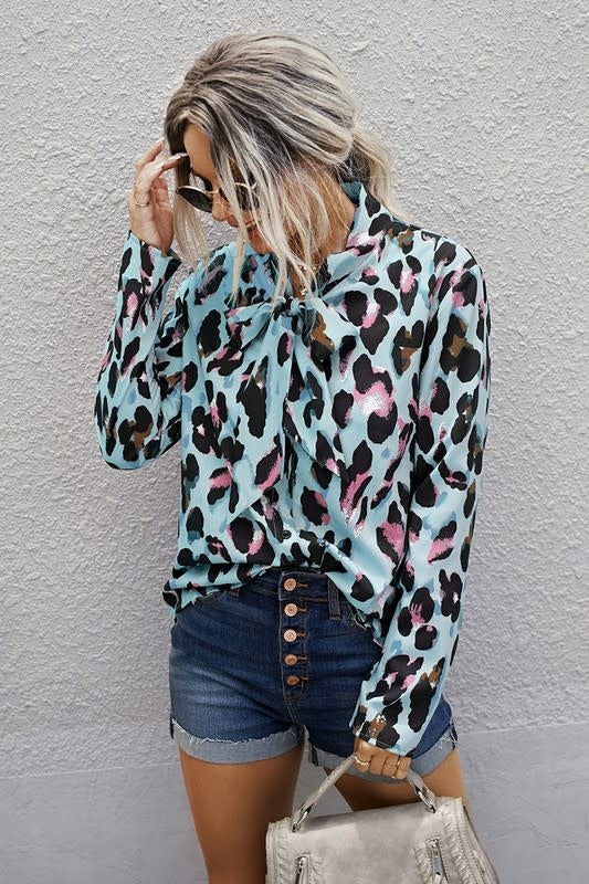 BOW NECK TOP. LEOPARD.