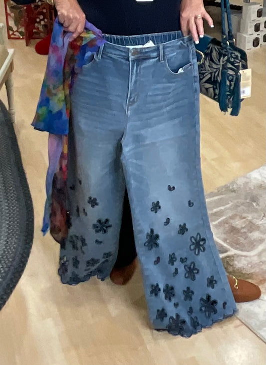 WASHED CUTOUT DENIM JEANS (BP1157