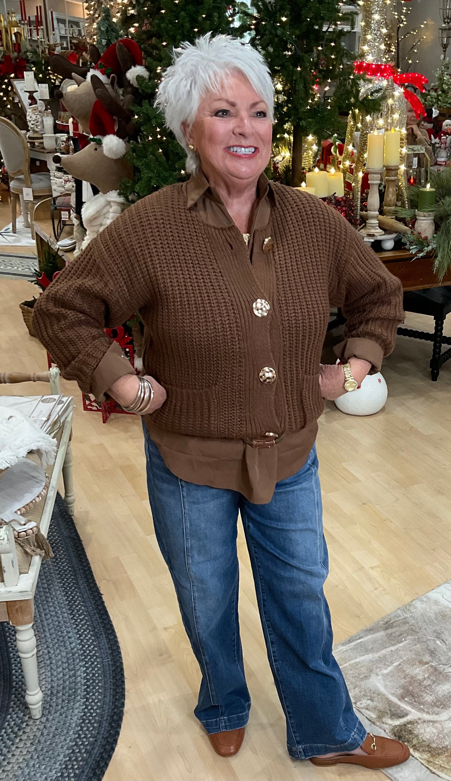 MID RISE FIT BAGGY JEANS