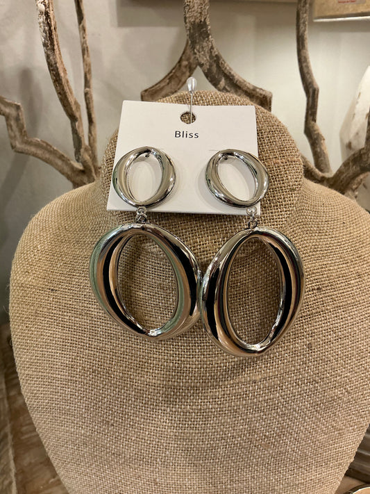 GS OVAL GOLD DOUBLE O LINKED EARRING