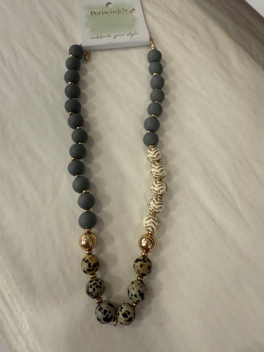 GRAY PATTERNED BEAD NECK