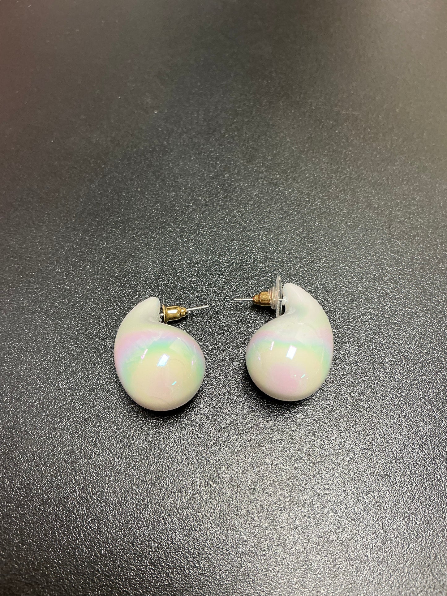 WHITE IRIDESCENT TEARDROP