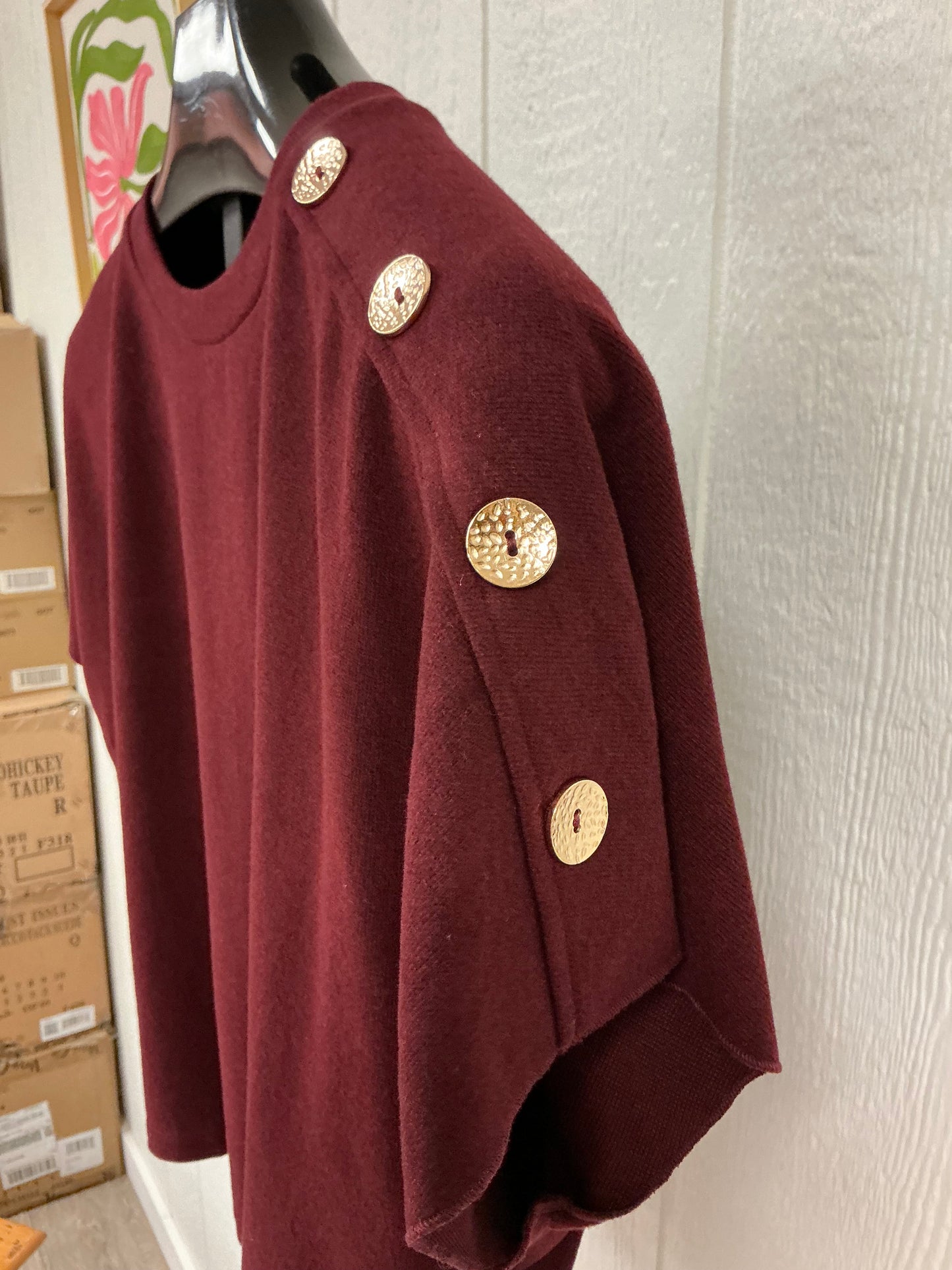 SHORT SLV BURGUNDY SWEATER