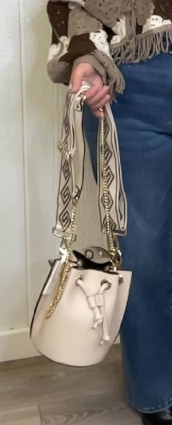 LEATHER BUCKET BAG GB0441