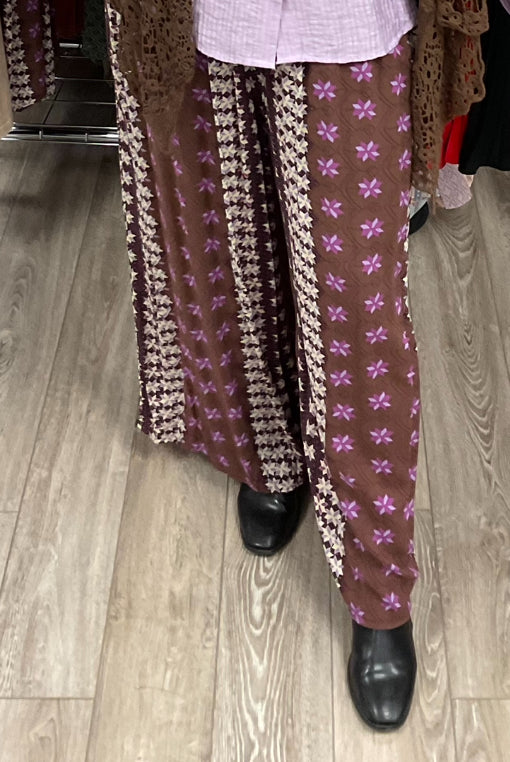 MOCHA BORDER PRINTED PANT (EB90021