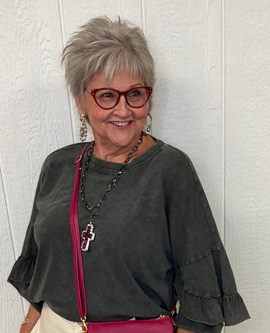 RUFFLE SLV/MINERAL WASH TOP