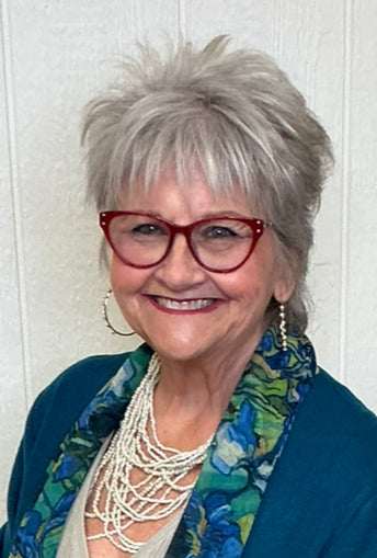 SEED BEAD MULTI STRAIN NECK/IVORY