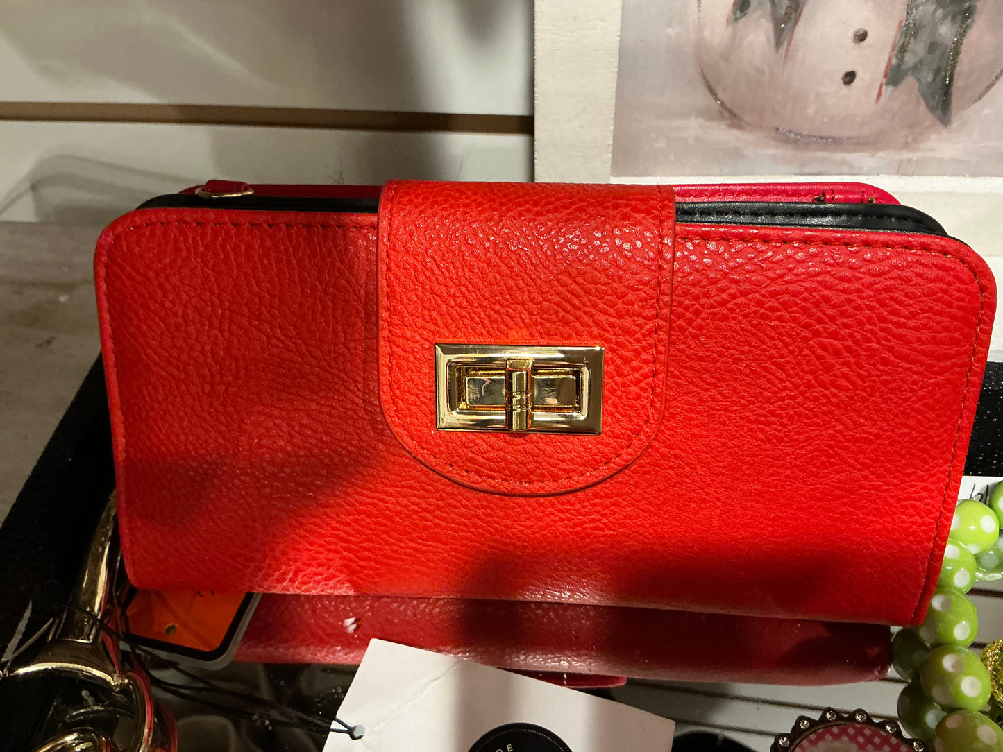 TURN LOCK CROSSBODY WALLET