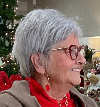 GOLD W/RED HEARTS EARRING