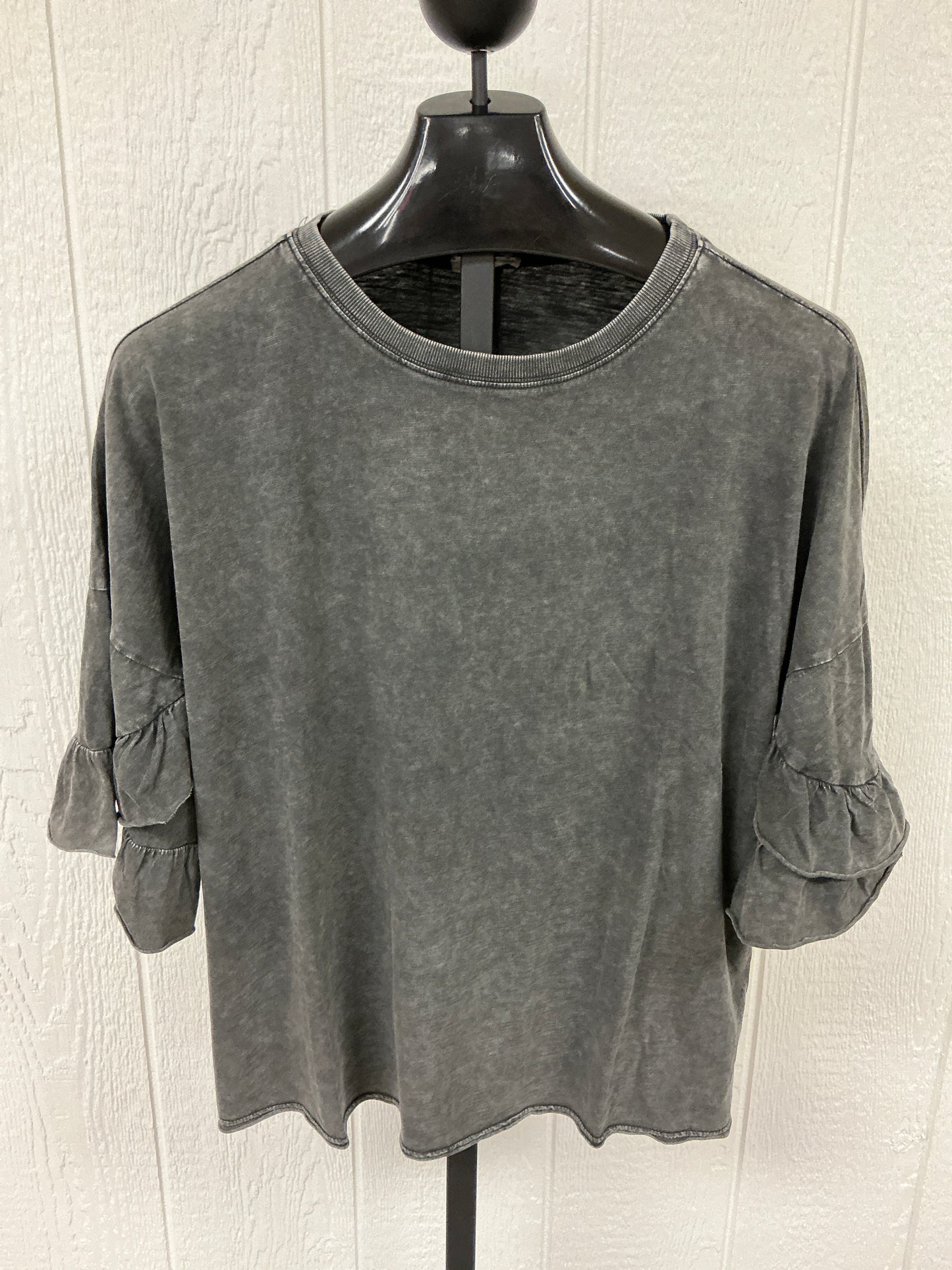 RUFFLE SLV/MINERAL WASH TOP