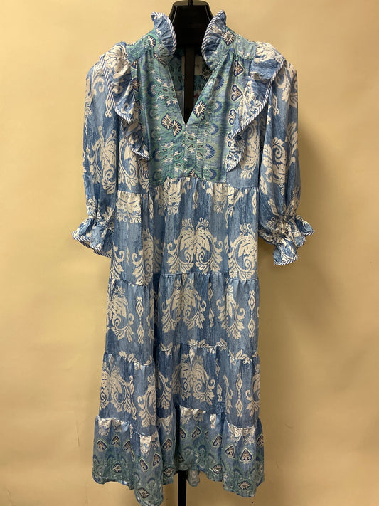 BLUE/WHT MAXI TIERD DRESS