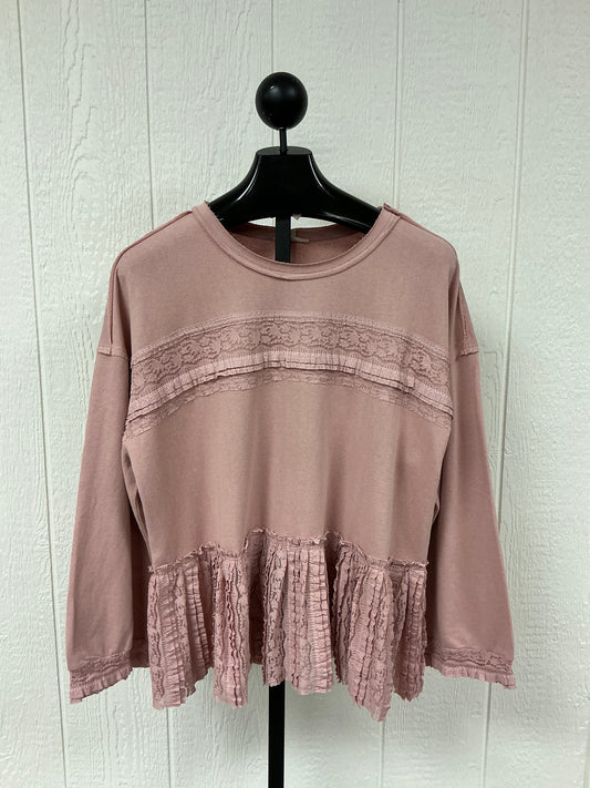 TOP W/RUFFLE BOTTOM(ET71787