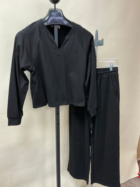 VNEK SWEATSHIRT & PANT SET (LSET145