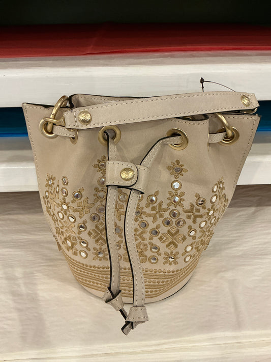 GREEK MIRROR EMB BUCKET BAG