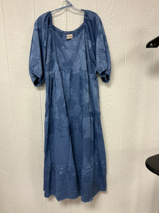 BLU JACQUARD WOVEN VNECK MIDI