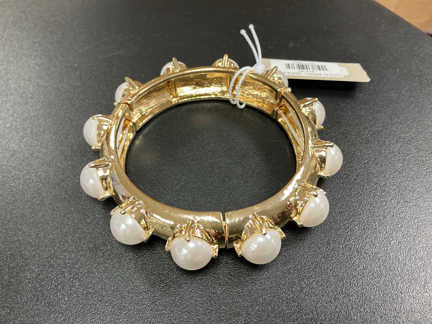 GOLD BRAC W/PEARL