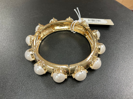 GOLD BRAC W/PEARL