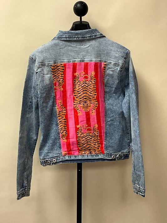 DENIM JKT W/PINK/ORANGE PATCH