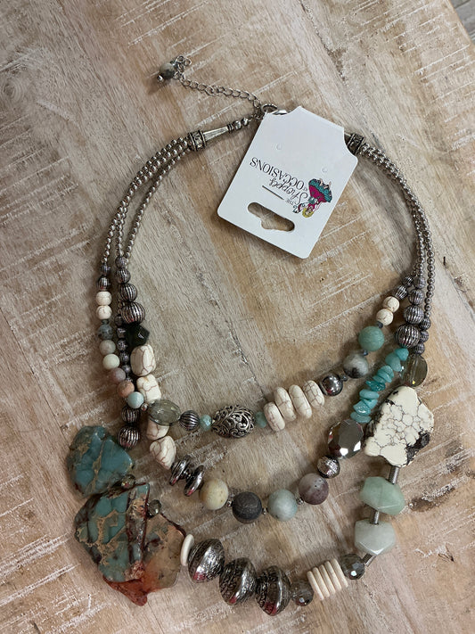 NATURAL STONE/BEAD NECKLACE