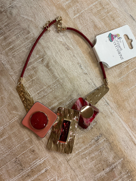 RED STONE/GOLD NCK
