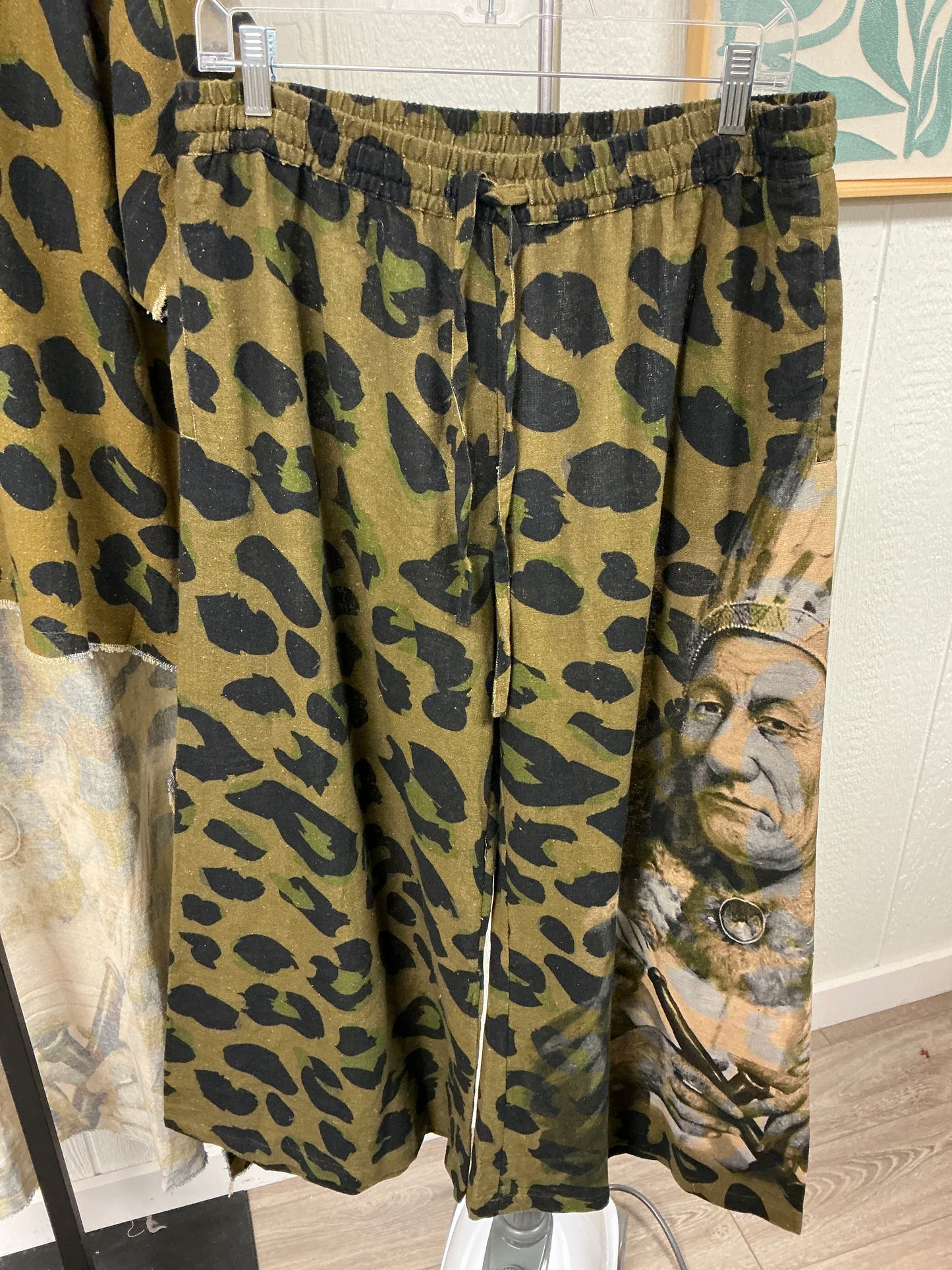 PRINTED PANTS (08650