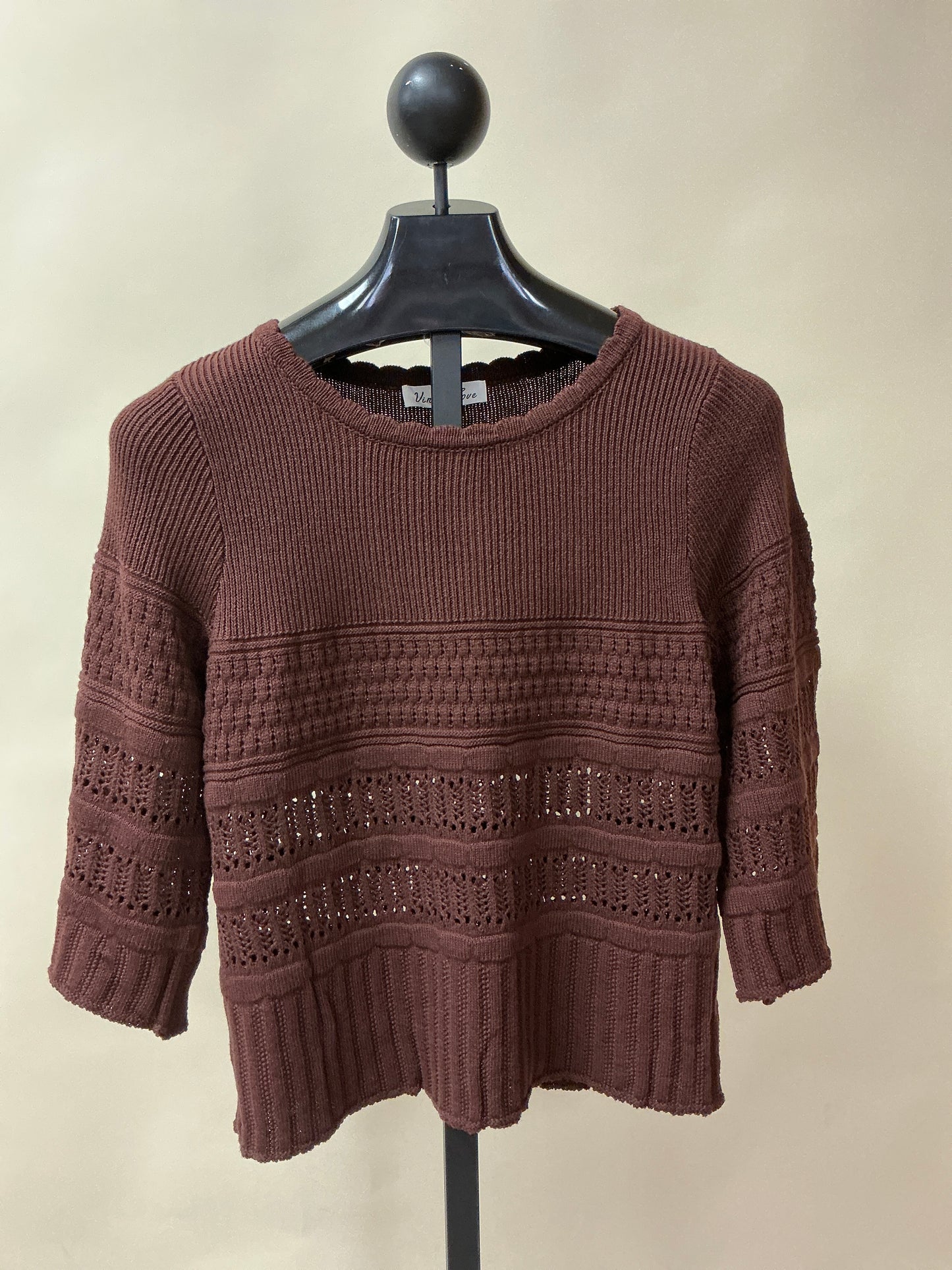 ROUND NCK 3/5 SLV KNIT TOP